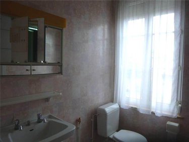 Location maison Le Neubourg 27110 Eure 89 m2 4 pièces 815 euros