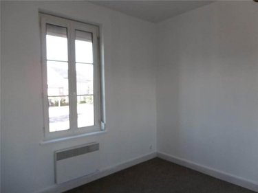 Location maison Le Neubourg 27110 Eure 89 m2 4 pièces 815 euros