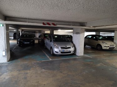 Garage et parking a vendre Le Mans 72000 Sarthe  21200 euros