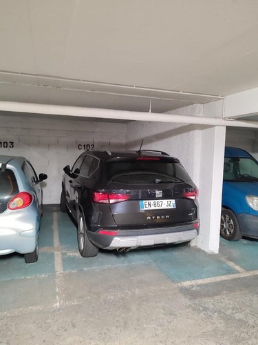 Garage et parking a vendre Le Mans 72000 Sarthe  21200 euros
