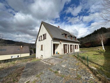 Maison a vendre Condat 15190 Cantal 169 m2 7 pièces 106000 euros