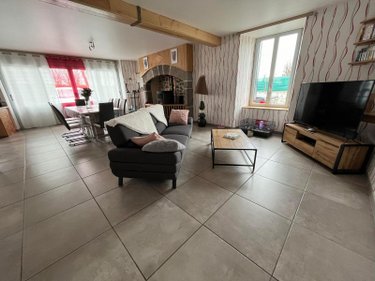 Immeuble a vendre Mauriac 15200 Cantal 179 m2  201400 euros