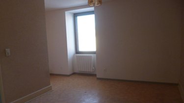 Location maison Ambérieu-en-Bugey 01500 Ain 118 m2 5 pièces 965 euros