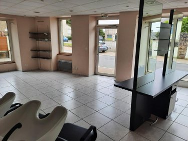 Immeuble a vendre Guilliers 56490 Morbihan 98 m2  125700 euros