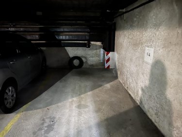 Garage et parking a vendre Rennes 35000 Ille-et-Vilaine  9000 euros