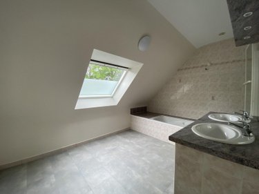 Location maison Liffré 35340 Ille-et-Vilaine 111 m2 5 pièces 1100 euros