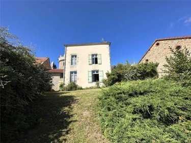 Maison a vendre Busset 03270 Allier 244 m2 6 pièces 309000 euros
