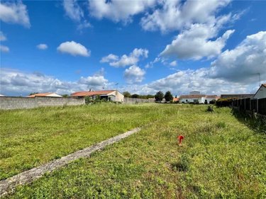 Terrain a batir a vendre Challans 85300 Vendée 1360 m2  135001 euros