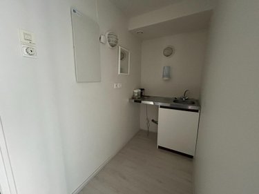 Location fonds et murs commerciaux Beaune 21200 Côte-d'Or 35 m2  1950 euros