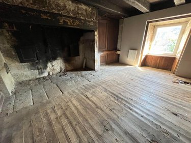 Maison a vendre Saint-Étienne-de-Chomeil 15400 Cantal 157 m2 7 pièces 15900 euros