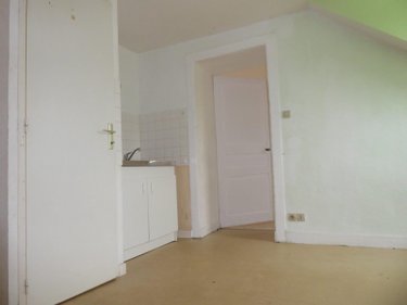 Location appartement Redon 35600 Ille-et-Vilaine 26 m2 1 pièce 273 euros