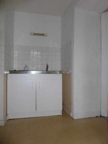 Location appartement Redon 35600 Ille-et-Vilaine 26 m2 1 pièce 273 euros