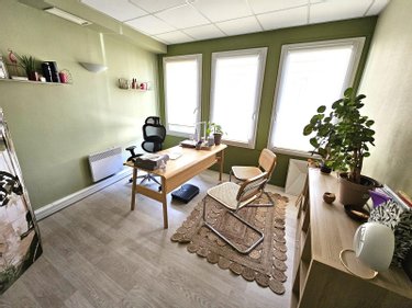 Fonds et murs commerciaux a vendre Troyes 10000 Aube 182 m2  239200 euros