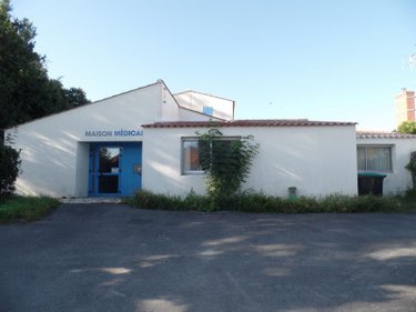 Fonds et murs commerciaux a vendre Beauvoir-sur-Mer 85230 Vendée 219 m2  106000 euros