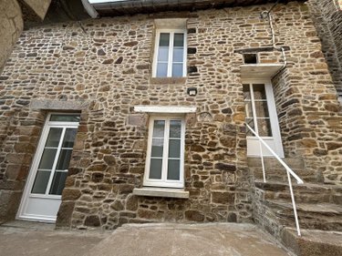 Location appartement Fougères 35300 Ille-et-Vilaine 29 m2 2 pièces 550 euros