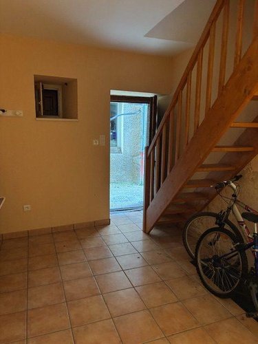 Maison a vendre Sauveterre-de-Rouergue 12800 Aveyron 148 m2 7 pièces 75000 euros
