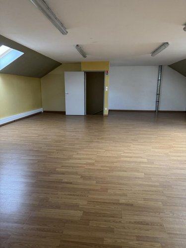 Location fonds et murs commerciaux Amancey 25330 Doubs 120 m2  840 euros
