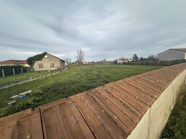 Terrain a batir a vendre Vendat 03110 Allier 2987 m2  148000 euros