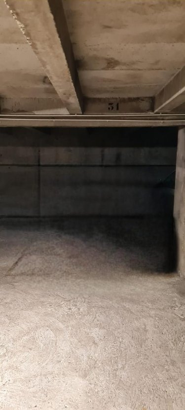 Garage et parking a vendre Paris 75000 Paris  34800 euros