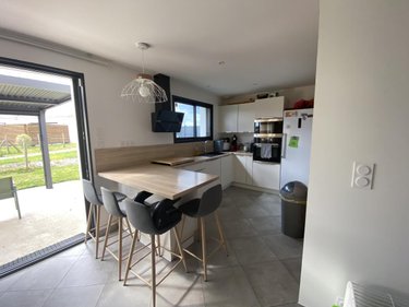 Location maison Saint-Philbert-de-Bouaine 85660 Vendée 98 m2 5 pièces 1100 euros