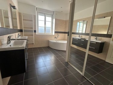 Maison a vendre Mareuil-le-Port 51700 Marne 155 m2 8 pièces 262500 euros