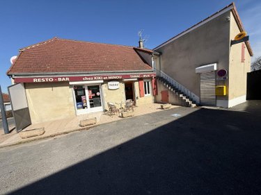 Fonds et murs commerciaux a vendre Espinasse-Vozelle 03110 Allier 195 m2  316000 euros