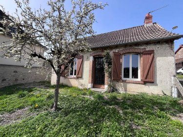 Maison a vendre Ydes 15210 Cantal 33 m2 2 pièces 21200 euros