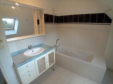 Location maison Saint-Mars-d'Outillé 72220 Sarthe 120 m2 5 pièces 750 euros