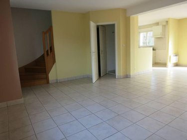 Location maison Saint-Mars-d'Outillé 72220 Sarthe 120 m2 5 pièces 750 euros