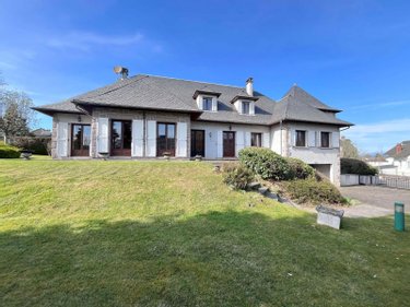Maison a vendre Saignes 15240 Cantal 347 m2 12 pièces 180001 euros