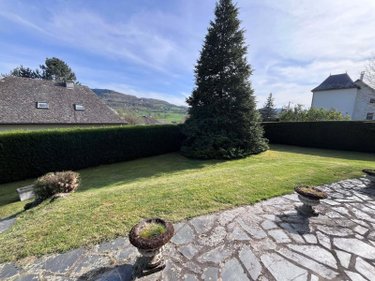 Maison a vendre Saignes 15240 Cantal 347 m2 12 pièces 180001 euros
