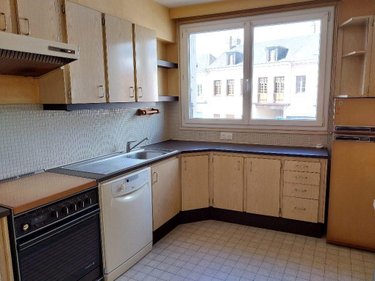 Immeuble a vendre Le Neubourg 27110 Eure 250 m2  305000 euros