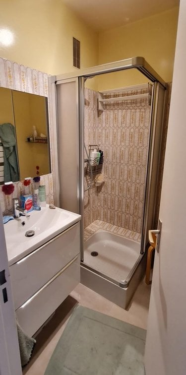 Appartement a vendre Vaux-le-Pénil 77000 Seine-et-Marne 118 m2 6 pièces 180000 euros