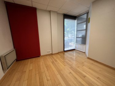 Fonds et murs commerciaux a vendre Rennes 35000 Ille-et-Vilaine 124 m2  312000 euros