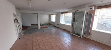 Location fonds et murs commerciaux Crozon 29160 Finistère 103 m2  1730 euros
