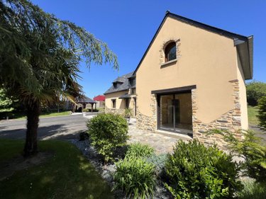 Maison a vendre Châteaugiron 35410 Ille-et-Vilaine 160 m2 8 pièces 416560 euros