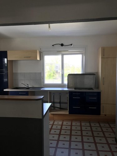 Location maison Noyal-sur-Vilaine 35530 Ille-et-Vilaine 92 m2 5 pièces 900 euros