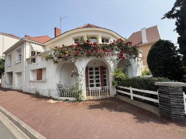 Maison a vendre Vichy 03200 Allier 269 m2 7 pièces 651000 euros