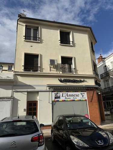 Immeuble a vendre Vichy 03200 Allier 185 m2  214000 euros