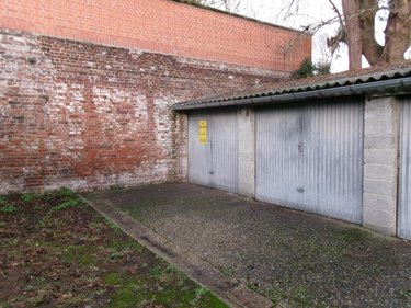 Location garage et parking Béthune 62400 Pas-de-Calais 15 m2  55 euros
