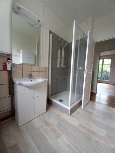 Location appartement Fougères 35300 Ille-et-Vilaine 84 m2 3 pièces 700 euros