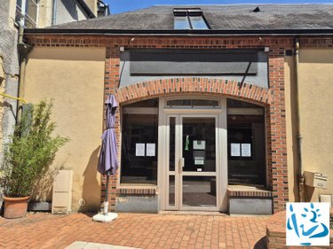 Fonds et murs commerciaux a vendre Mortagne-au-Perche 61400 Orne 60 m2  84800 euros