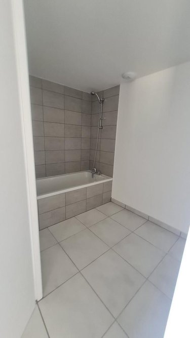 Appartement a vendre Challes-les-Eaux 73190 Savoie 106 m2 5 pièces 432085 euros