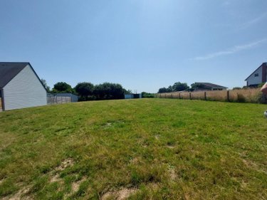 Terrain a batir a vendre Saint-Planchers 50400 Manche 1402 m2  116600 euros