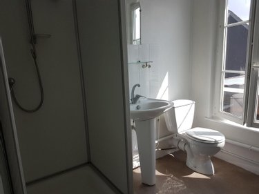 Location maison Le Neubourg 27110 Eure 36 m2 3 pièces 443 euros