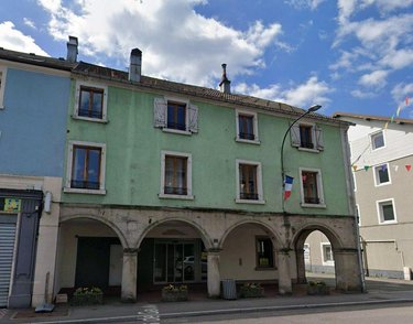 Fonds et murs commerciaux a vendre Le Thillot 88160 Vosges 263 m2  141500 euros