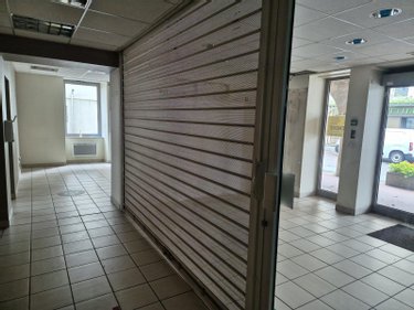 Fonds et murs commerciaux a vendre Le Thillot 88160 Vosges 263 m2  141500 euros