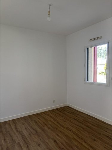 Location appartement Châteaugiron 35410 Ille-et-Vilaine 63 m2 3 pièces 750 euros