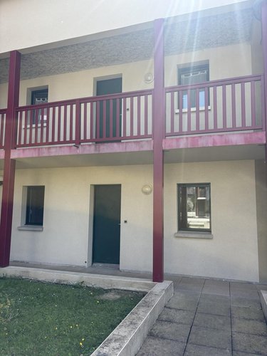 Location appartement Châteaugiron 35410 Ille-et-Vilaine 63 m2 3 pièces 750 euros