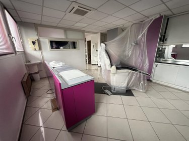 Fonds et murs commerciaux a vendre Rennes 35000 Ille-et-Vilaine 124 m2  291280 euros